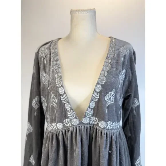 POL Velvet Tunic Silver Gray Women’s Medium Boho Fairy Cottage Festival Babydoll - Picture 6 of 16